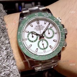 BL Factory Replica New Rolex Daytona Swiss 4130 Green Ceramic Bezel Men Watch
