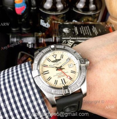 AAA Replica Breitling Avenger II GMT Diamond Watch Cream Face watches