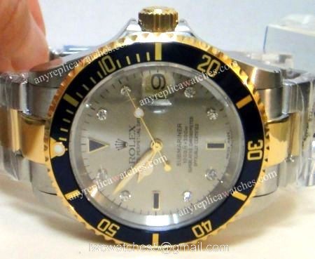 Classic Model Rolex 2-Tone Silver Face w/Black Bezel Replica Watch watches