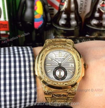 New Fake Patek Philippe Engraving Nautilus Silver Face Yellow Gold Watch For Sale watches