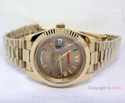 Replica Rolex Day-Date 40mm Gold Roman Dial Watch Luminous Markers watches
