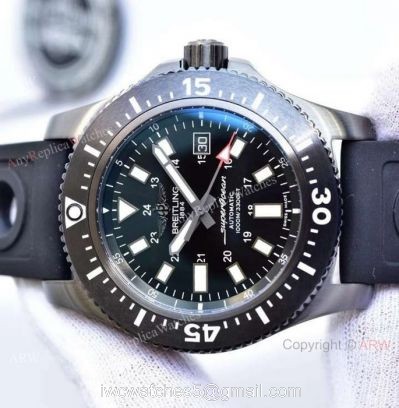 AAA Grade Breitling Superocean Swiss 2824 Watch Replica SS Black Bezel watches