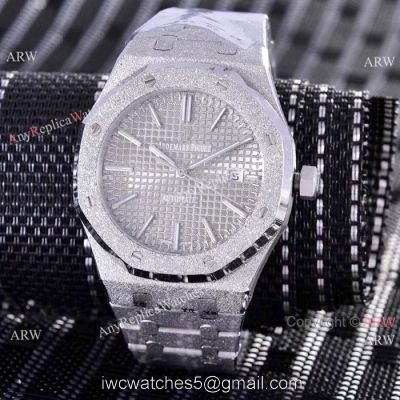 Replica Audemars Piguet Royal Oak Silver Face SS Frosted Watch 41 MM watches