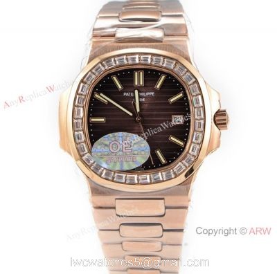 (OE)Swiss Copy Patek Philippe Nautilus 5713g Brown Dial Diamond Watch 40mm watches