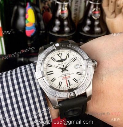 New Copy Breitling Avenger II Seawolf 43mm Watch White Dial Rubber Strap watches