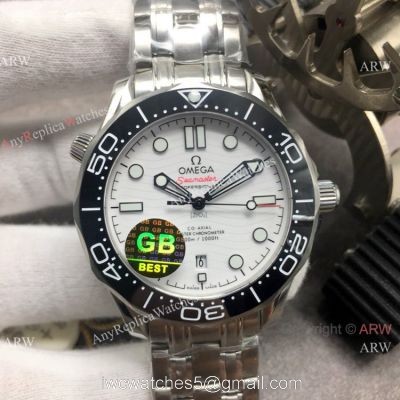 GB Factory Omega Diver 300M James Bond Replica Watch Stainless Steel White Dial Omega 8800 Movement watches