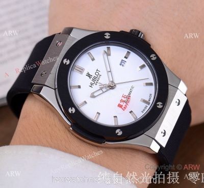 Copy Hublot Classic Fusion 42mm Watch SS Black Bezel watches