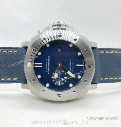 VS Factory Panerai Luminor Submersible PAM 692 Blue Dial Automatic Replica Watch watches