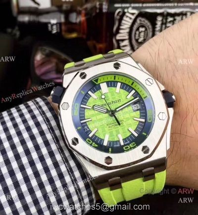 Replica Audemars Piguet Royal Oak Offshore Diver Watches Green Dial watches