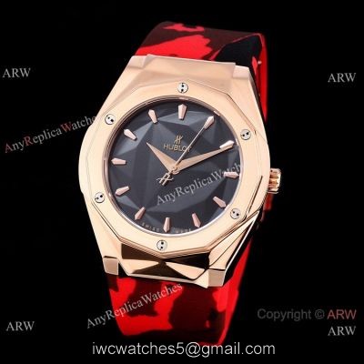 New Replica Hublot Sang Bleu Watch Red Camouflage Strap Rose Gold watches