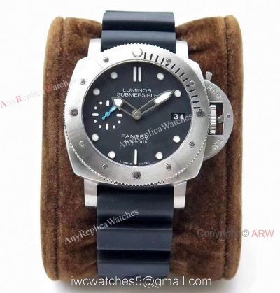 ZF Factory Panerai Luminor Submersible 1950 3 Days Pam682 42mm Watch Super Clone watches
