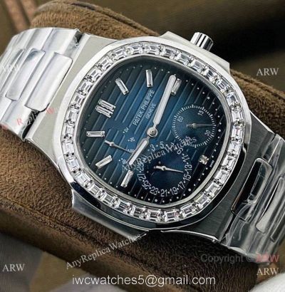 (PF Factory) Swiss AAA Replica Patek Philippe Nautilus Moon phase Watch Stainless Steel watches