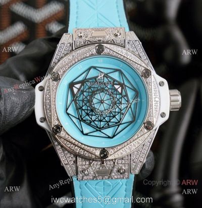 New Replica Hublot Big Bang Sang Bleu Watches Iced Out Blue Dial watches