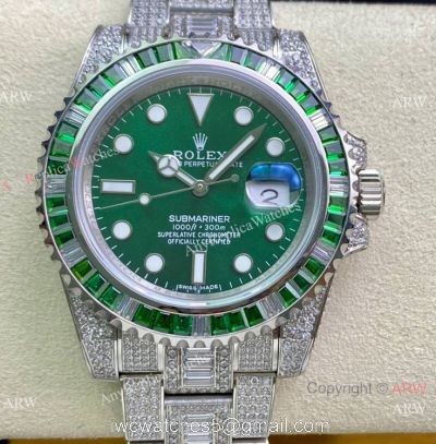 Swiss Replica Rolex Iced Out Submariner Watch 904L Stainless Steel Green Diamond Bezel watches