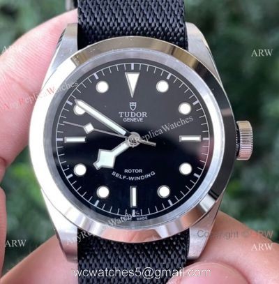 New! Swiss Replica Tudor Black Bay Cal.2824 Watch Black Dial Nylon Strap 41mm watches
