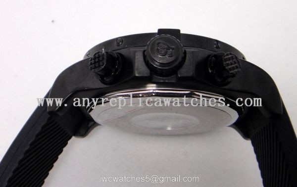 Replica Breitling Super Avenger Black Chronograph Rubber Strap 48mm Replica Breitling Super Avenger Black Chronograph Rubber Strap 48mm
