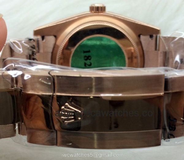 Replica Rolex Diamond Bezel DayDate Rose Gold Watch Replica Rolex Diamond Bezel DayDate Rose Gold Watch