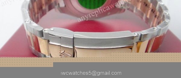 2-Tone Rose Gold Rolex Yachtmaster II Watch Blue Ceramic 44mm 2-Tone Rose Gold Rolex Yachtmaster II Watch Blue Ceramic 44mm