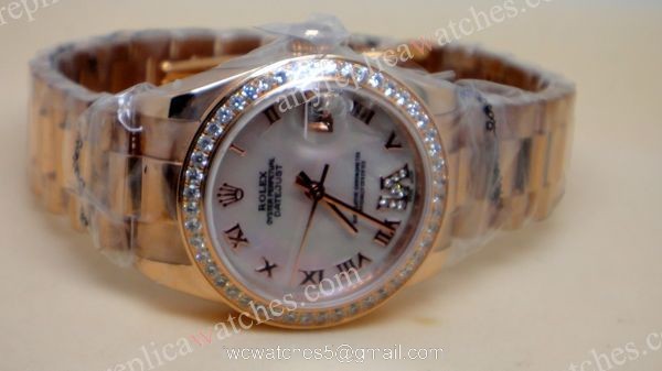 Rose Gold Rolex Diamond Bezel Replica Watch Datejust Ladies Size Rose Gold Rolex Diamond Bezel Replica Watch Datejust Ladies Size