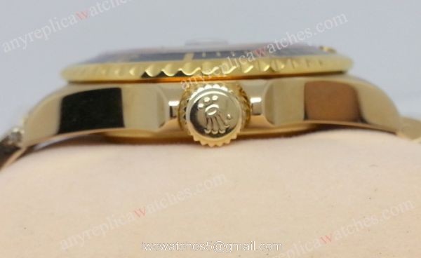 Classic Model Rolex Yellow Gold Submariner Watch Black Face / Black Bezel Classic Model Rolex Yellow Gold Submariner Watch Black Face / Black Bezel