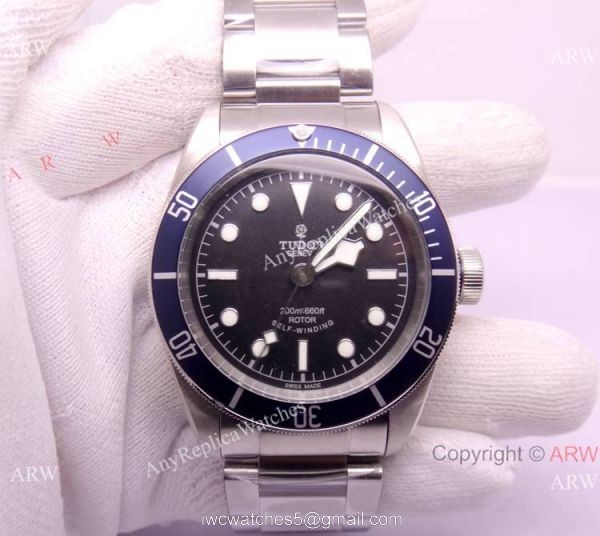 Replica Tudor Geneve Heritage black Bay Black dial / blue bezel Automatic Replica Tudor Geneve Heritage black Bay Black dial / blue bezel Automatic