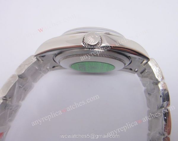 Rolex Oyster Band Silver Face Datejust Replica Watch Rolex Oyster Band Silver Face Datejust Replica Watch