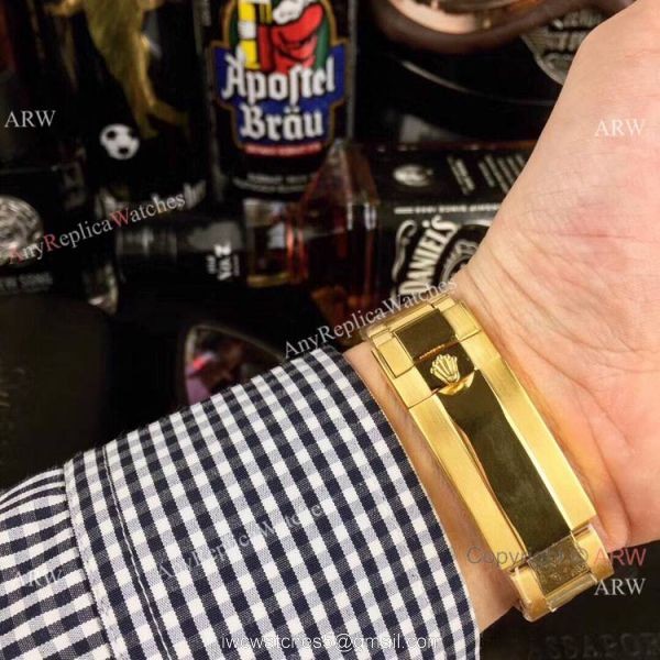 Yellow Gold Rolex Daytona Rainbow Replica Watch 42mm Yellow Gold Rolex Daytona Rainbow Replica Watch 42mm
