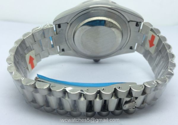 Replica Rolex Presidential DayDate II Silver Dial Watch Large size 41mm Replica Rolex Presidential DayDate II Silver Dial Watch Large size 41mm
