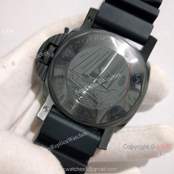 New Style Copy Panerai Submersible Luna Rossa PAM 1039 Wristwatch New Style Copy Panerai Submersible Luna Rossa PAM 1039 Wristwatch