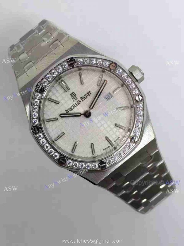 Copy Swiss Audemars Piguet Royal Oak Diamond Bezel Watch SS White Dial Copy Swiss Audemars Piguet Royal Oak Diamond Bezel Watch SS White Dial