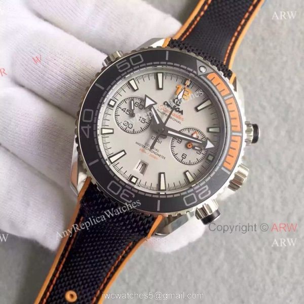 (OM)Swiss Replica Omega Seamaster 600m Watch White Dial Black Gummy Band (OM)Swiss Replica Omega Seamaster 600m Watch White Dial Black Gummy Band