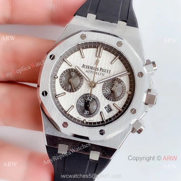 BF Replica Audemars Piguet Royal Oak Chronograph Watch White Face Rubber Strap BF Replica Audemars Piguet Royal Oak Chronograph Watch White Face Rubber Strap