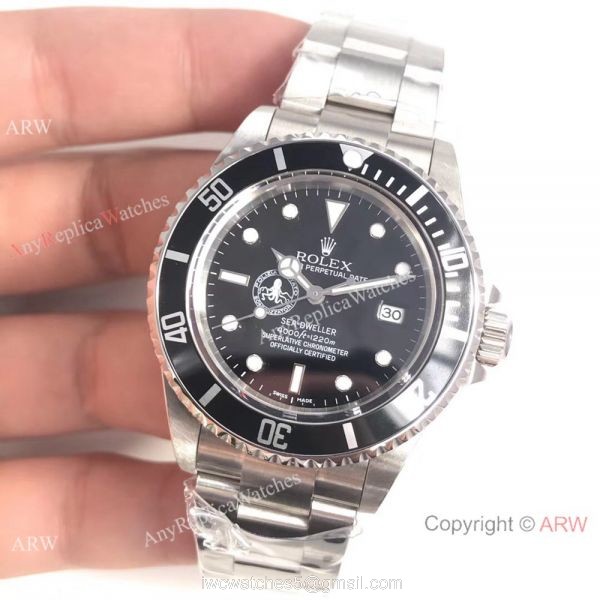 Replica Rolex Vintage SEA-Dweller Limited Edition SS Black Bezel Watch Replica Rolex Vintage SEA-Dweller Limited Edition SS Black Bezel Watch