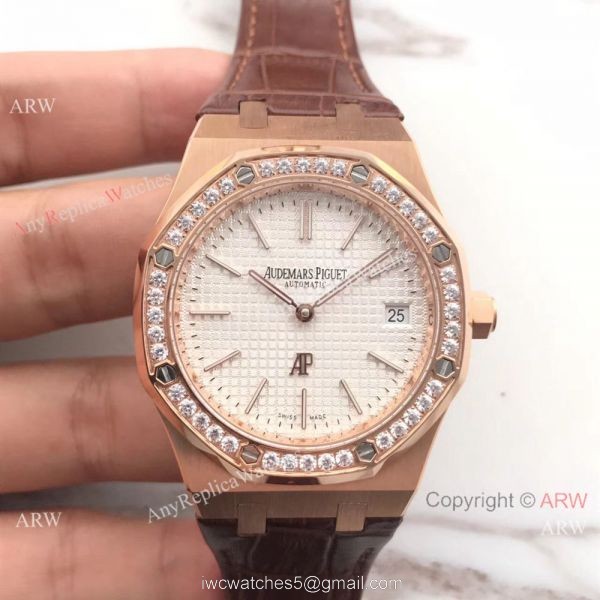 JH Factory Replica Audemars Piguet Jumbo Extra Thin Rose Gold Diamond AP Watch 39MM JH Factory Replica Audemars Piguet Jumbo Extra Thin Rose Gold Diamond AP Watch 39MM