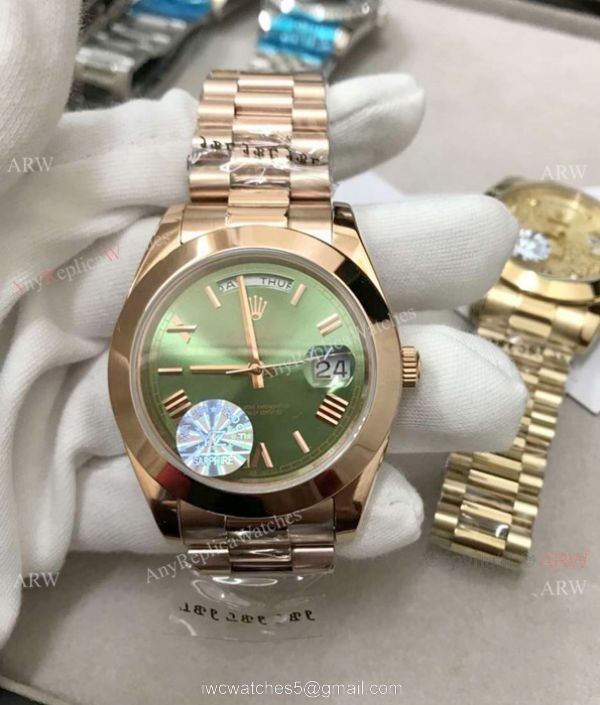 Replica Rolex Presidential Diamond Day-Date 40mm Watches Yellow Gold Replica Rolex Presidential Diamond Day-Date 40mm Watches Yellow Gold