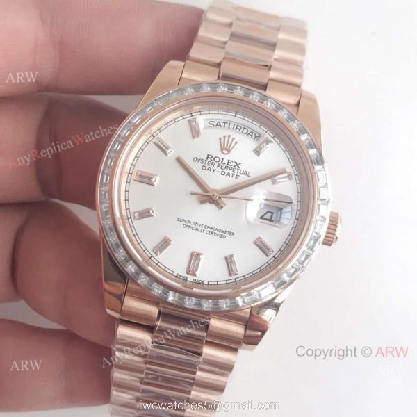 Swiss 2836 DayDate II Rolex Presidential 41mm Replica Watch Rose Gold Silver Dial Swiss 2836 DayDate II Rolex Presidential 41mm Replica Watch Rose Gold Silver Dial