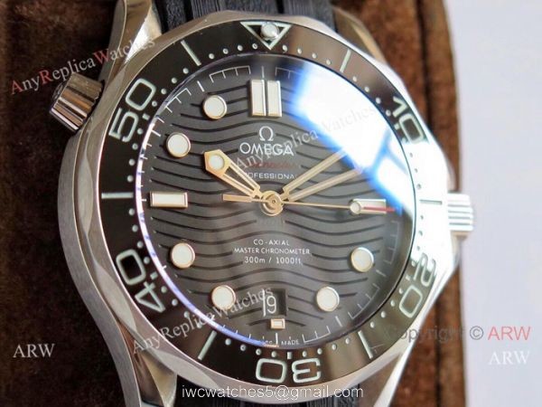 (OM)Swiss Omega Seamaster Diver 300m Omega 8800 Movement watch Black Dial Black Rubber Strap (OM)Swiss Omega Seamaster Diver 300m Omega 8800 Movement watch Black Dial Black Rubber Strap