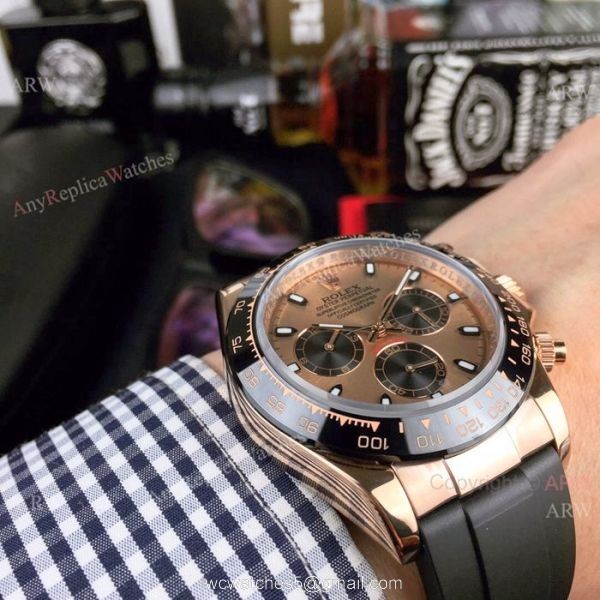New Rolex Daytona Rubber Strap Replica Watch Rose Gold Case 40mm New Rolex Daytona Rubber Strap Replica Watch Rose Gold Case 40mm