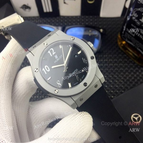 New Replica Hublot Classic Fusion Sand Case Silver Dial Watch New Replica Hublot Classic Fusion Sand Case Silver Dial Watch