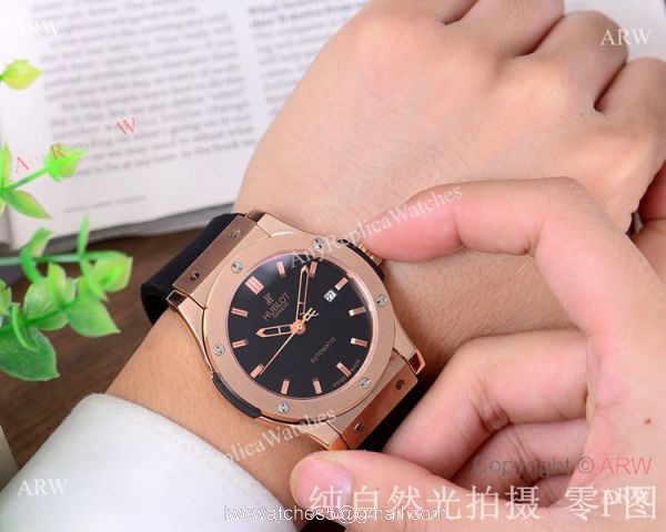 Copy Hublot Classic Fusion 42mm Watch Blue Face Rose Gold Copy Hublot Classic Fusion 42mm Watch Blue Face Rose Gold