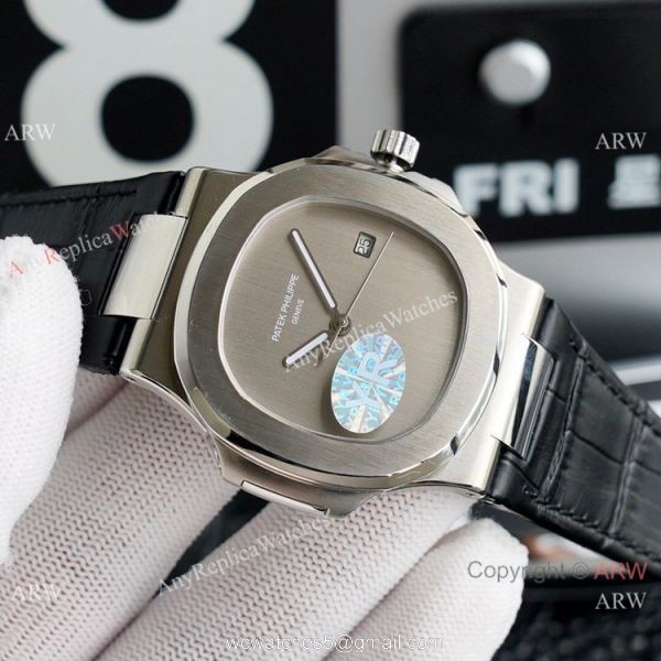 New! Copy Patek Philippe Nautilus Onyx Dial Leather Strap Watch New! Copy Patek Philippe Nautilus Onyx Dial Leather Strap Watch