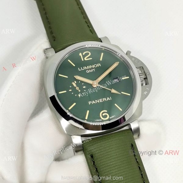 Replica Officine Luminor GMT 44MM Watch Stainless Steel Dark green Dial Replica Officine Luminor GMT 44MM Watch Stainless Steel Dark green Dial