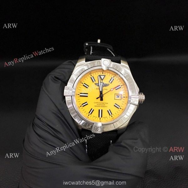 Breitling Avenger II Seawolf Watch Stianless Steel and Yellow Face Breitling Avenger II Seawolf Watch Stianless Steel and Yellow Face