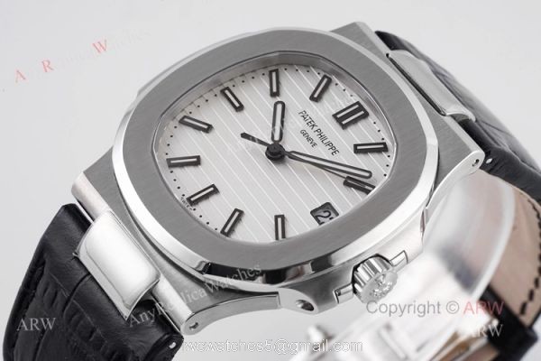 Swiss Replica Patek Philippe Nautilus Stainless Steel White Dial Watch Swiss 324 movement Swiss Replica Patek Philippe Nautilus Stainless Steel White Dial Watch Swiss 324 movement