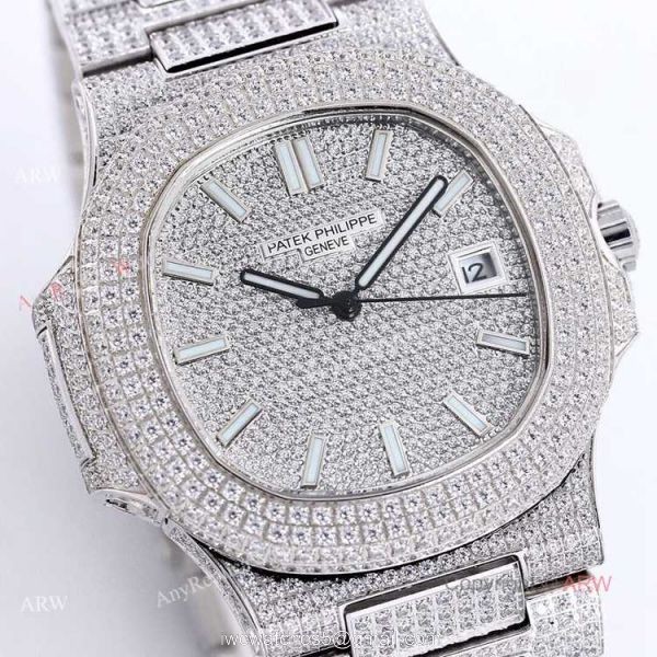 Patek Philippe Bust Down Nautilus 5719 Replica Watches 40mm Patek Philippe Bust Down Nautilus 5719 Replica Watches 40mm