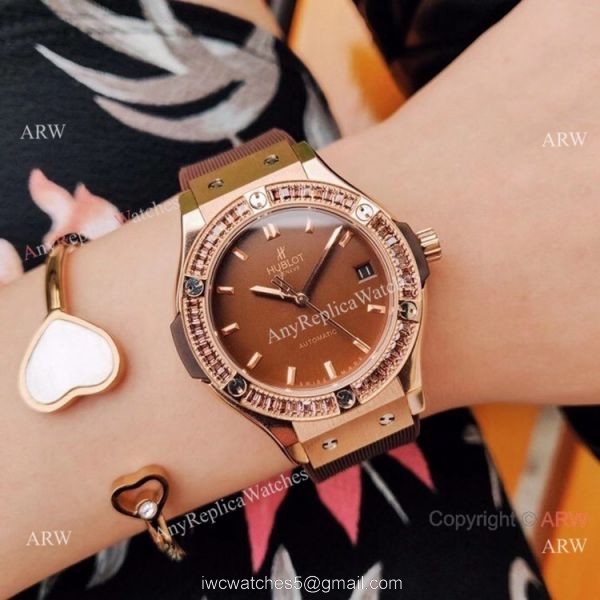 Replica Hublot Big Bang Green Diamond Watche Women Size Replica Hublot Big Bang Green Diamond Watche Women Size