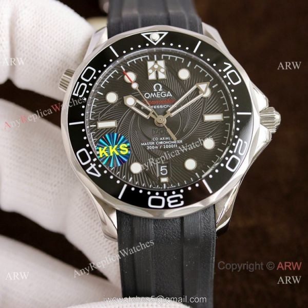New! Omega Diver 300m James Bond Limited Edition Watch Blue Spiral Dial New! Omega Diver 300m James Bond Limited Edition Watch Blue Spiral Dial