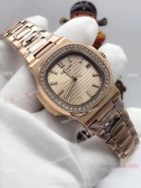 Patek Philippe Nautilus Replica Watch Diamond Bezel Rose Gold Patek Philippe Nautilus Replica Watch Diamond Bezel Rose Gold