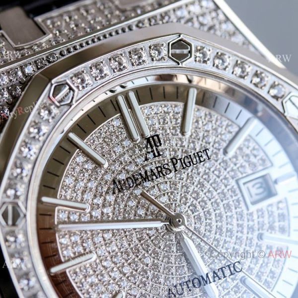 Diamond Audemars Piguet Royal Oak 15400 Watch With Black Leather Strap Best Replica Diamond Audemars Piguet Royal Oak 15400 Watch With Black Leather Strap Best Replica