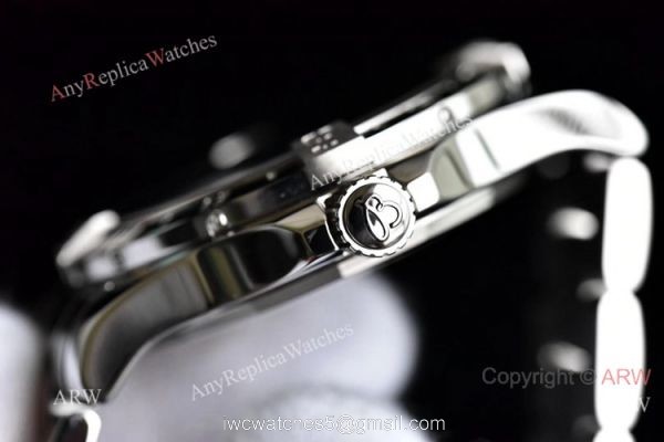 GF Factory Swiss Breitling Avenger II GMT GF 2836 Movement Watch Stainless Steel GF Factory Swiss Breitling Avenger II GMT GF 2836 Movement Watch Stainless Steel
